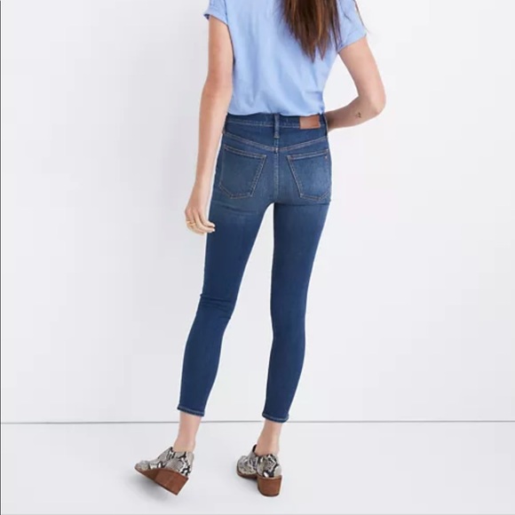 Madewell 9” Mid-Rise Skinny Crop Jeans - Picture 2 of 13